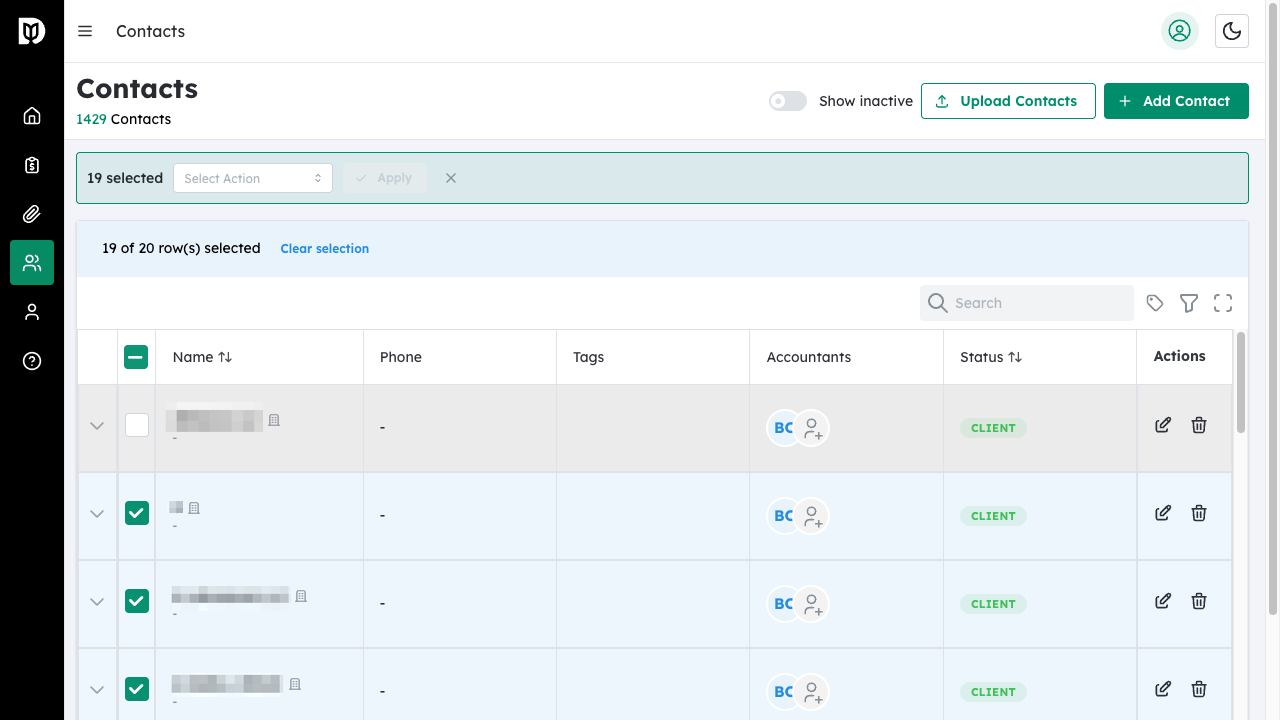 Bulk assignment panel showing contacts and accountant checkboxes